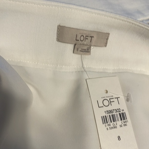 Loft creamy white fully lined skirt with embroidered lace details. NWT - Picture 6 of 8